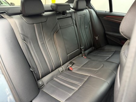 2018 BMW 5-Series - photo 8