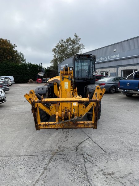 0 JCB  - photo 4