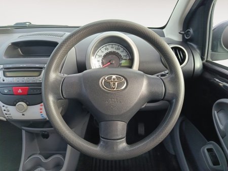 2011 Toyota Aygo - photo 10