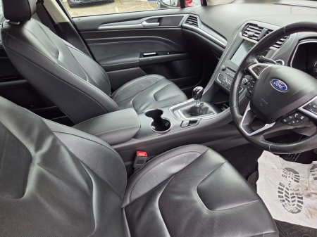 2018 Ford Mondeo - photo 10