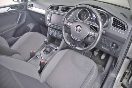 2017 Volkswagen Tiguan - photo 17