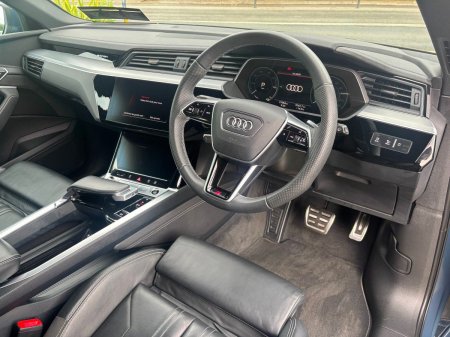 2024 Audi Q8 e-tron - photo 13