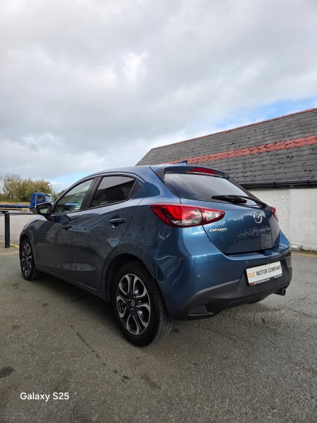 2018 Mazda Demio - photo 6