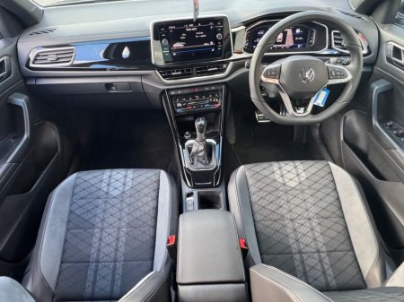 2025 Volkswagen T-Roc - photo 15