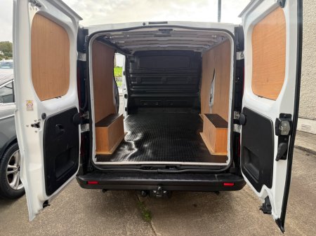 2020 Nissan NV300 - photo 14