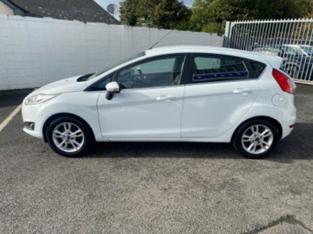 2015 Ford Fiesta - photo 8