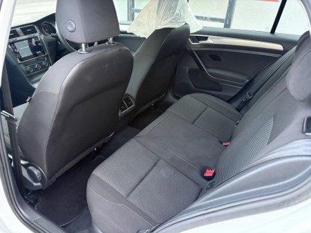 2018 Volkswagen Golf - photo 3