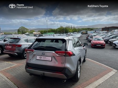 2020 Toyota RAV4 - photo 2
