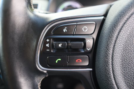 2017 Kia Niro - photo 20