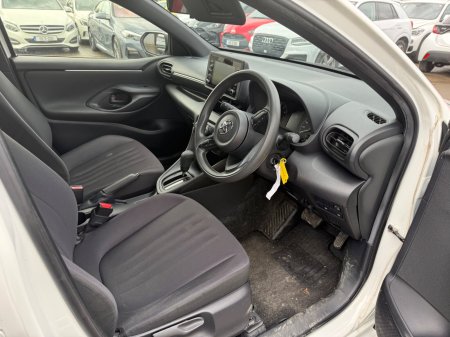 2020 Toyota Yaris - photo 9