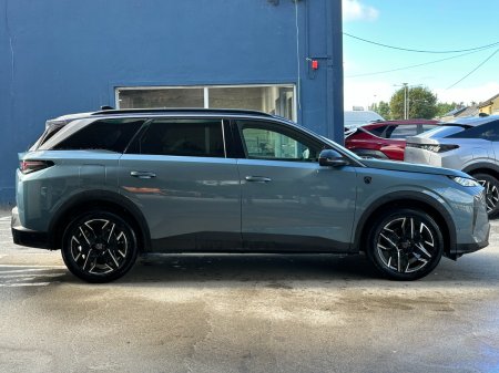 2026 Peugeot 5008 - photo 2