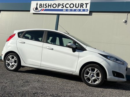 2016 Ford Fiesta - photo 3