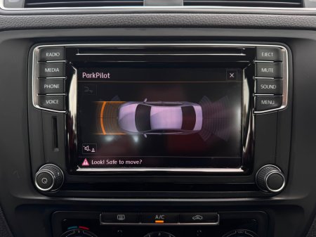 2016 Volkswagen Jetta - photo 13