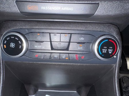 2019 Ford Fiesta - photo 22