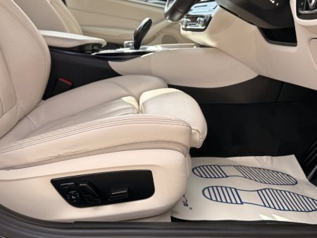 2017 BMW 5-Series - photo 16