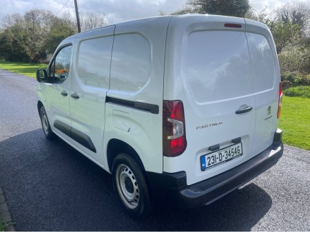 2023 Peugeot Partner - photo 2