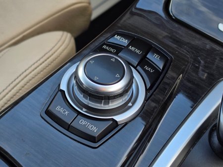 2014 BMW 5-Series - photo 31
