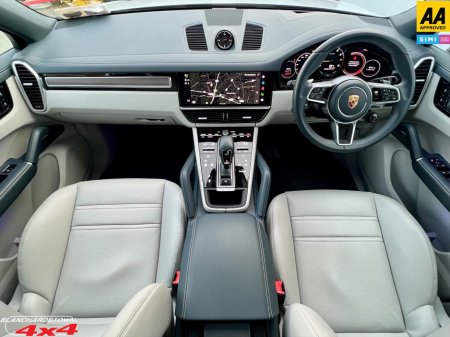 2023 Porsche Cayenne - photo 24