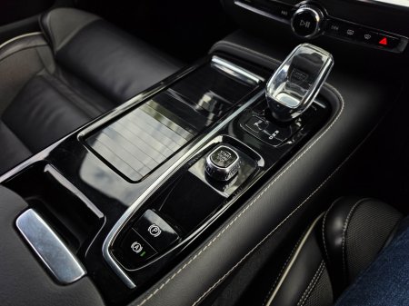 2022 Volvo V60 - photo 24
