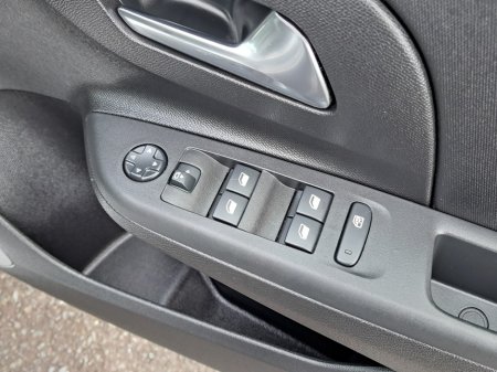 2025 Opel Corsa - photo 30