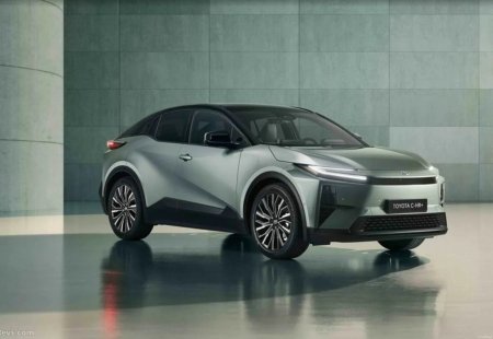 2026 Toyota C-HR - photo 2