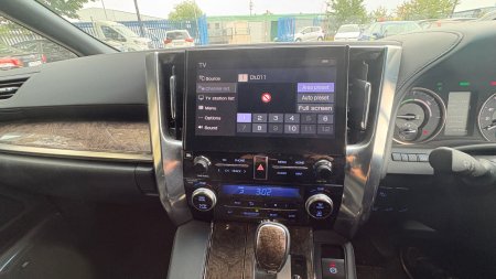 2023 Toyota Alphard - photo 23