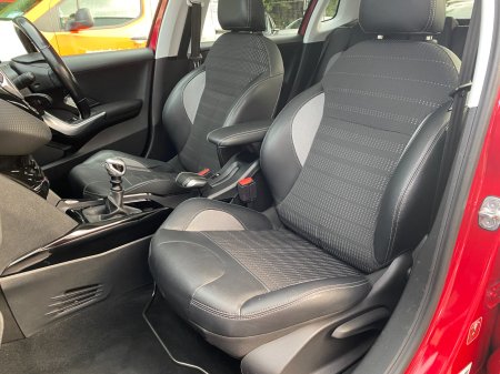 2017 Peugeot 2008 - photo 5