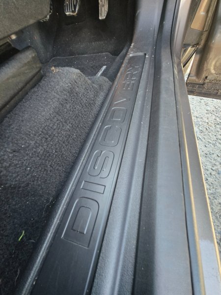 2015 Land Rover Discovery - photo 14