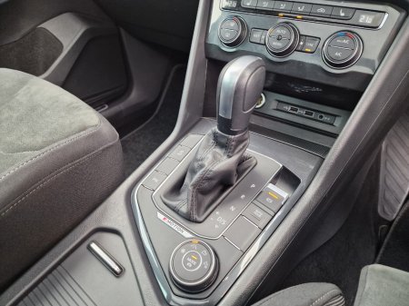 2021 Volkswagen Tiguan - photo 27