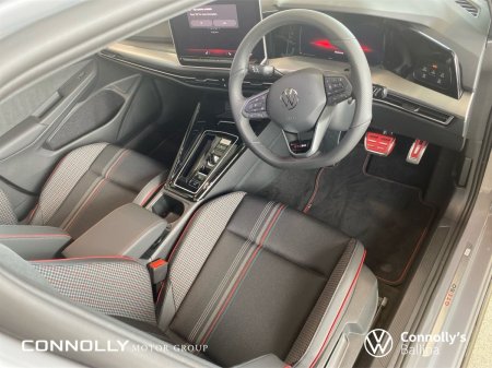 2027 Volkswagen Golf - photo 10