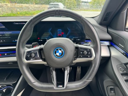 2024 BMW i5 - photo 9