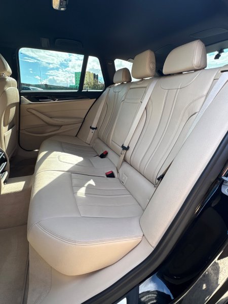 2019 BMW 5-Series - photo 11