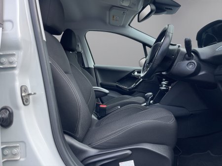 2018 Peugeot 208 - photo 10