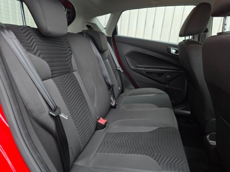 2017 Ford Fiesta - photo 21