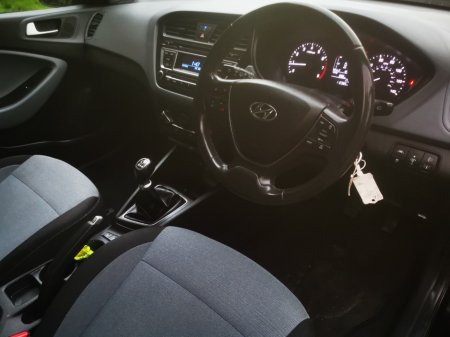 2016 Hyundai i20 - photo 18