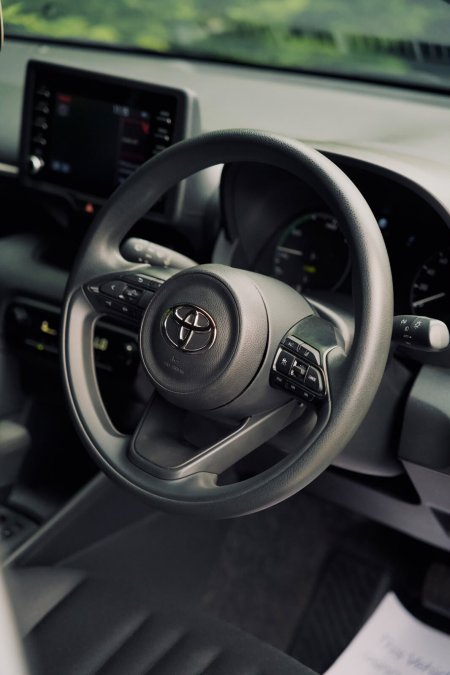 2023 Toyota Yaris - photo 8
