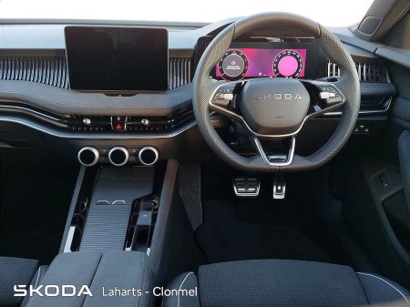 2026 Skoda Superb - photo 4