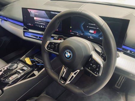 2024 BMW i5 - photo 14