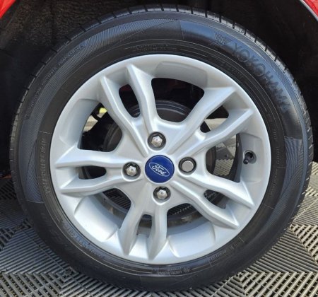 2016 Ford Fiesta - photo 9