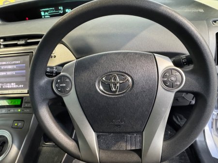 2015 Toyota Prius - photo 11