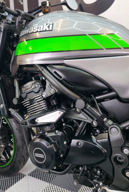 2020 Kawasaki Z 900 RS - photo 40