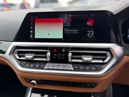 2021 BMW 3-Series - photo 32