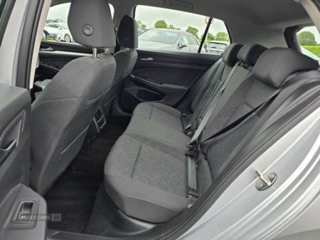 2022 Volkswagen Golf - photo 8