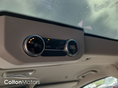2025 Ford Tourneo Custom - photo 17