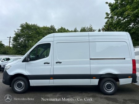 2027 Mercedes-Benz Sprinter - photo 18