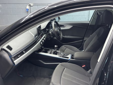 2016 Audi A4 - photo 12