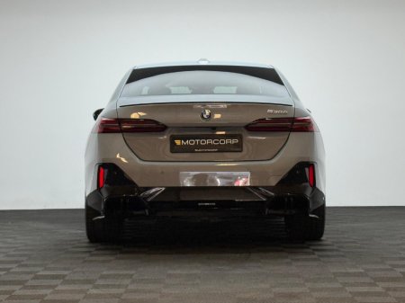 2026 BMW 5-Series - photo 6