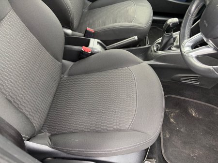 2019 Peugeot 208 - photo 10