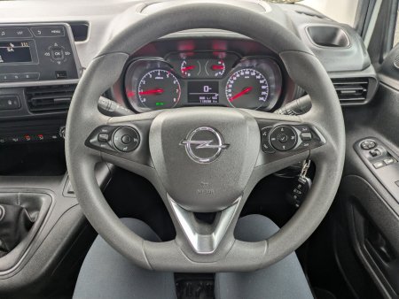 2022 Opel Combo - photo 20