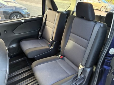 2019 Nissan Serena - photo 23